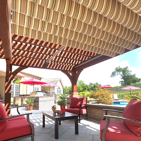 12 by 16 Kingston pergola underside with an ezshade canopy.