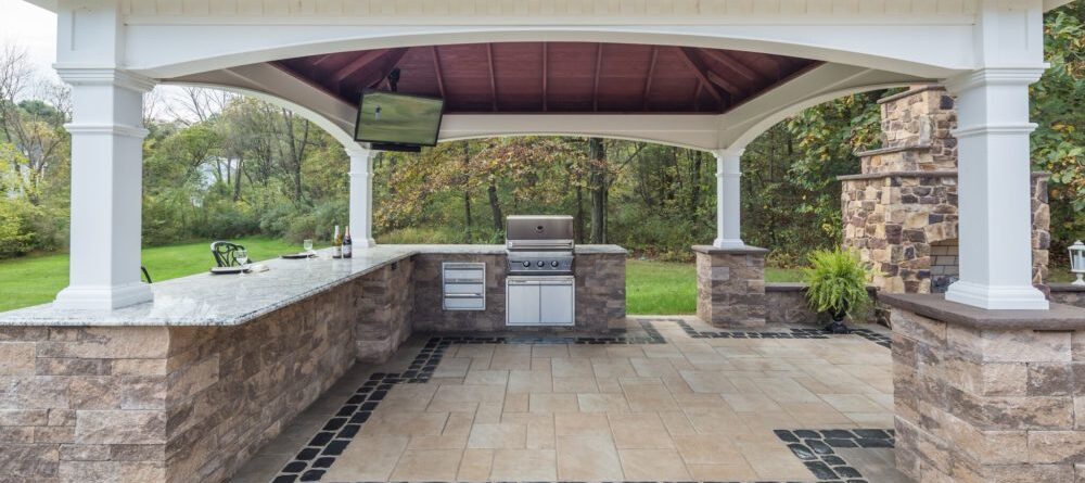 Hampton Pavilion with a Burkholder Brothers Hardscape Design.