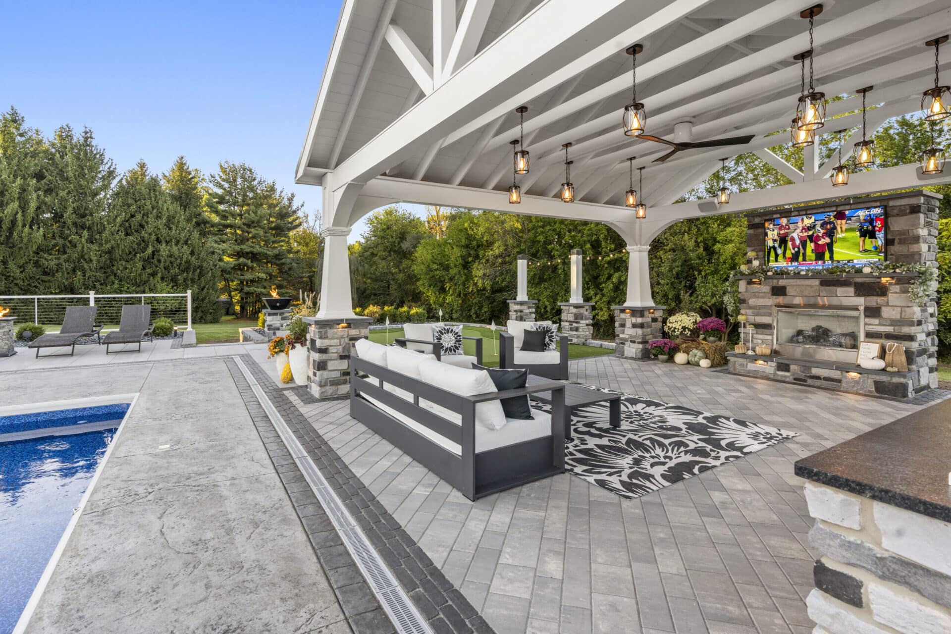 Stylish commercial pergola in a hotel courtyard