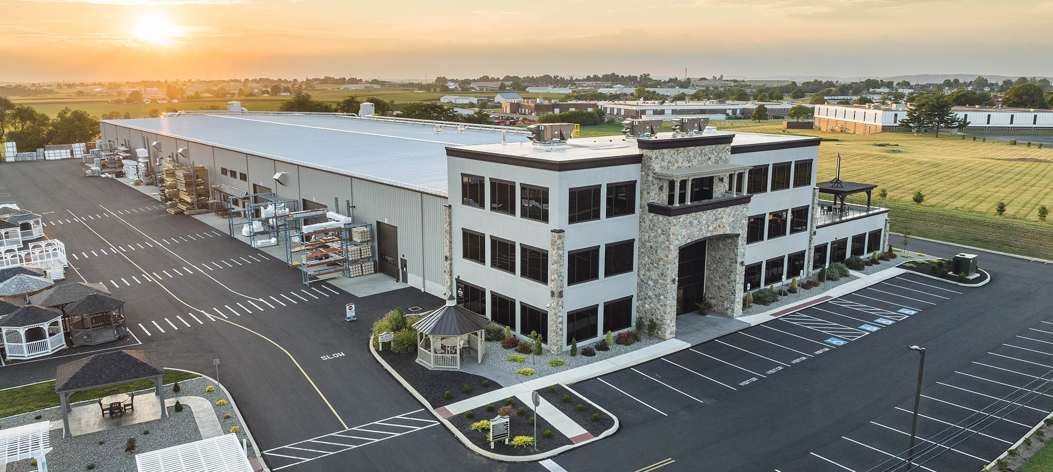Pergolas, Pavilions, Gazebos, display park photo.