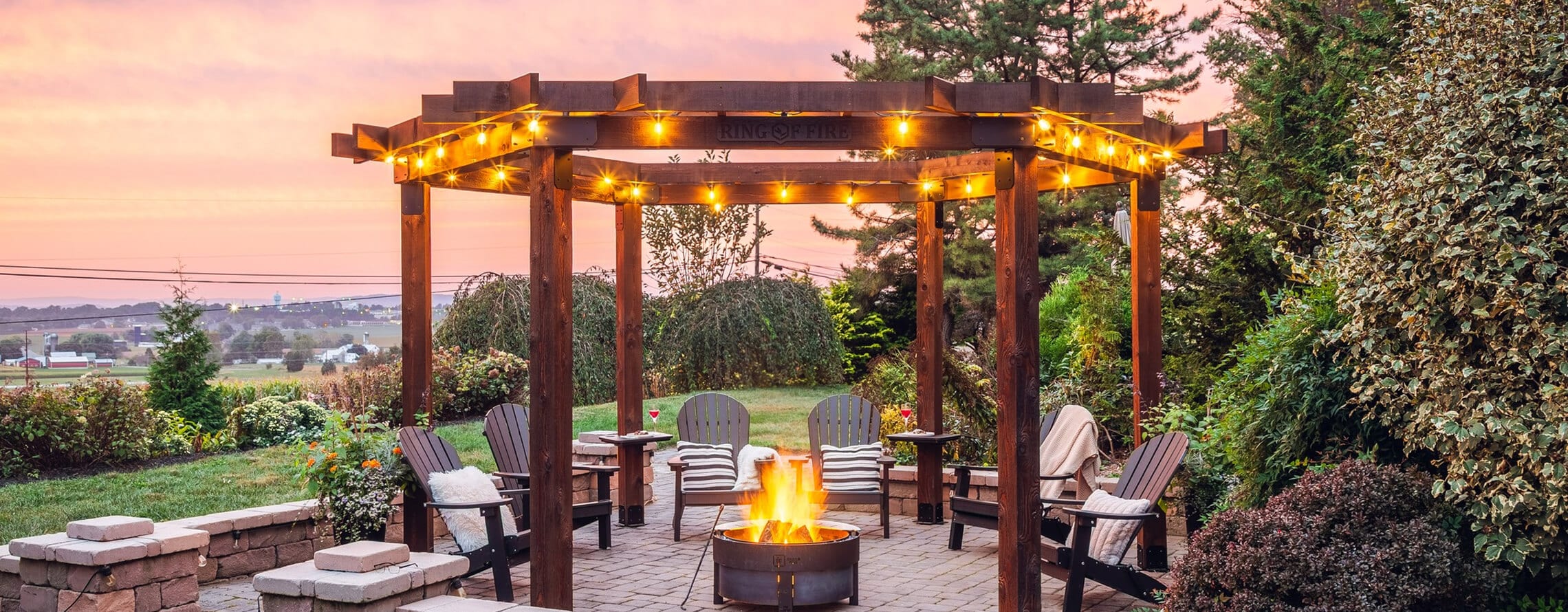 Pergola Materials Guide: Comparing Wood, Vinyl, and Aluminum Options